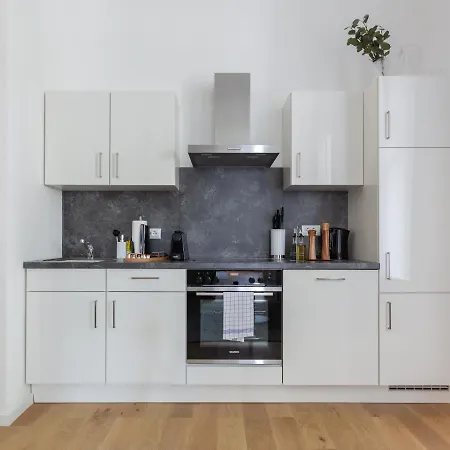 Limehome Bäderstraße *